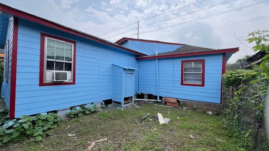 Houston 1-story, 2-bed 6617 Avenue H-idx