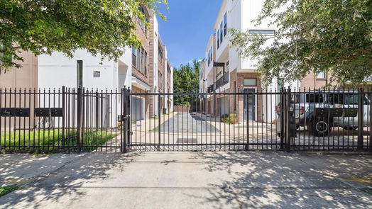 Houston 4-story, 3-bed 209 Burr Street A-idx