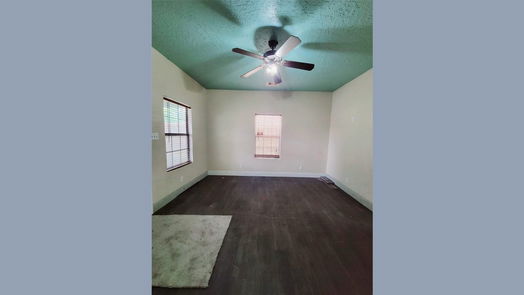 Houston 1-story, 2-bed 7209 Avenue K-idx