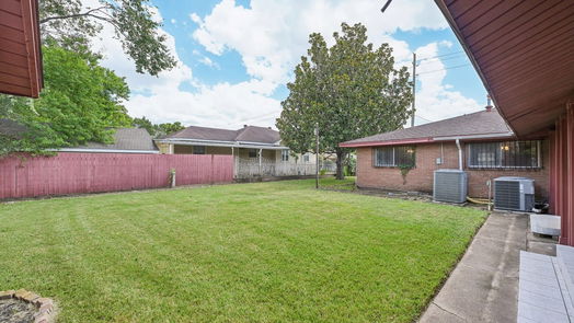 Houston 1-story, 3-bed 7007 Avenue F Avenue-idx