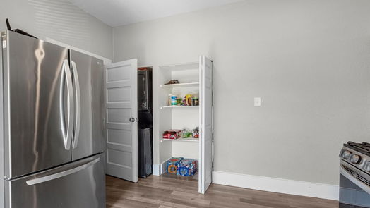 Houston 1-story, 4-bed 6738 Avenue C-idx