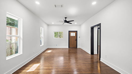 Houston 1-story, 4-bed 7305 Capitol Street-idx