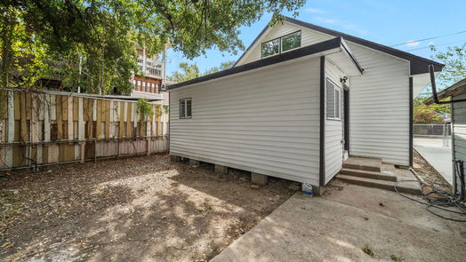 Houston 1-story, 4-bed 7305 Capitol Street-idx