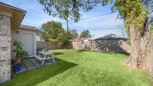 Houston 1-story, 2-bed 7349 Walker Street-idx