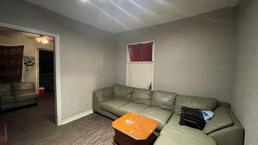Houston 1-story, 5-bed 7647 Avenue J-idx