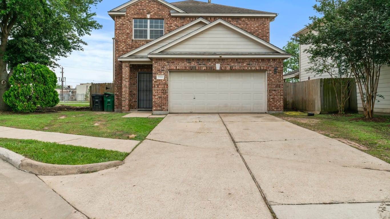 Houston 2-story, 3-bed 7918 Anza Circle-idx