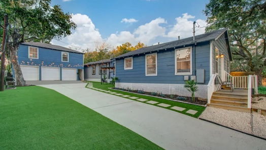 Houston 1-story, 2-bed 8013 Capitol Street-idx