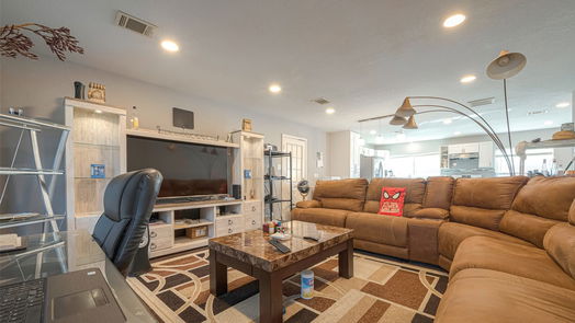 Houston 1-story, 3-bed 510 Wild Wind Lane-idx