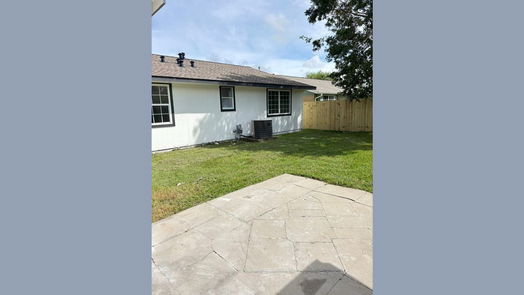 Houston 1-story, 4-bed 546 Wood Smoke Drive-idx