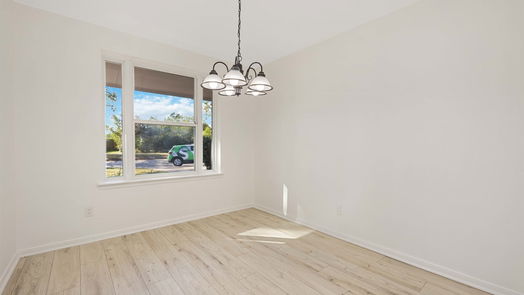 Houston null-story, 3-bed 12111 Wood Forest Drive-idx