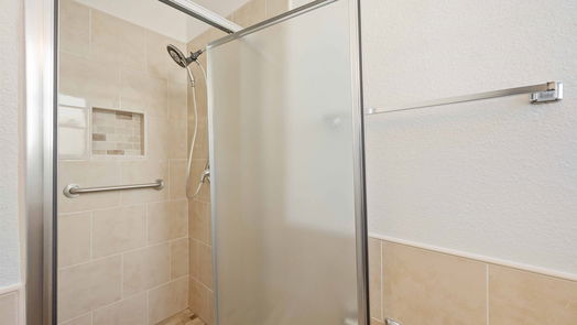 Houston null-story, 3-bed 12111 Wood Forest Drive-idx