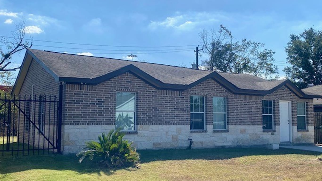 Houston 1-story, 3-bed 10626 N Duncum Street-idx