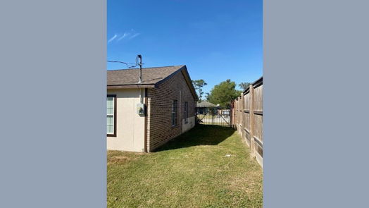 Houston 1-story, 3-bed 10626 N Duncum Street-idx