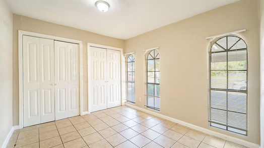 Houston 1-story, 5-bed 11042 Wood Shadows Drive-idx