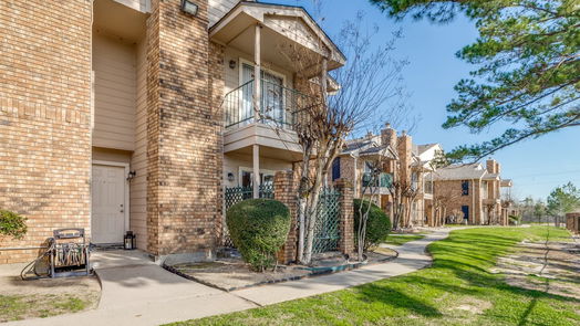 Houston 2-story, 1-bed 3770 Lovers Wood Lane 801-idx