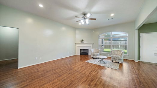 Houston 1-story, 2-bed 2106 Laurel Oaks Drive-idx