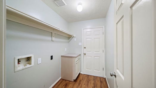 Houston 1-story, 2-bed 2106 Laurel Oaks Drive-idx