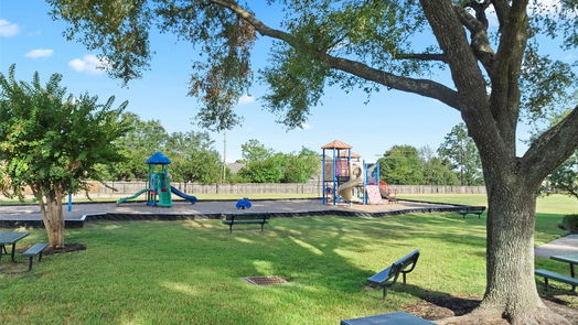 Houston 1-story, 2-bed 2106 Laurel Oaks Drive-idx