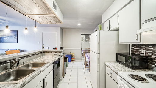 Houston 1-story, 1-bed 12905 Woodforest Boulevard 406-idx