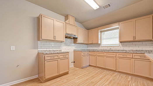 Houston 1-story, 4-bed 14615 Brownsville Street-idx