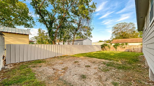 Houston 1-story, 4-bed 14615 Brownsville Street-idx