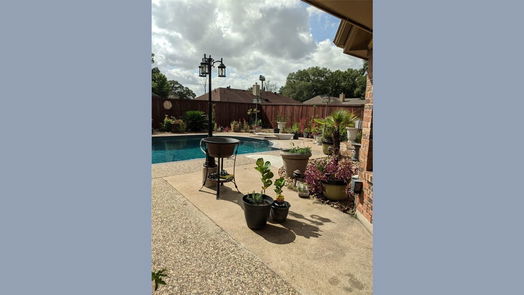 Houston 2-story, 5-bed 14118 Woodwolf-idx