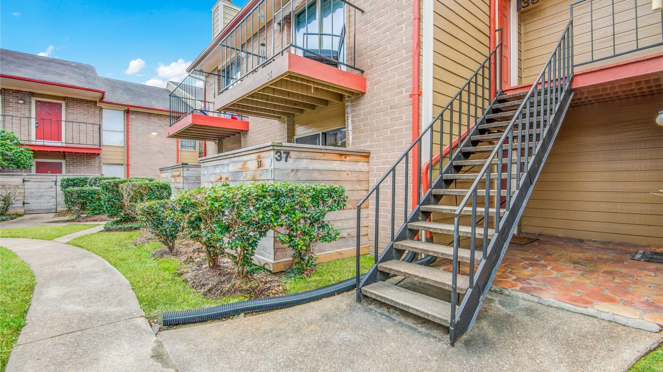 Houston 1-story, 1-bed 12955 Woodforest Boulevard 37-idx