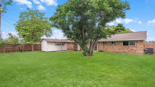 Houston 1-story, 3-bed 13826 Hollypark Drive-idx