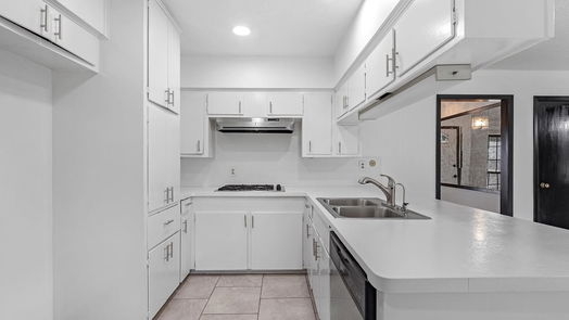 Houston 1-story, 3-bed 13826 Hollypark Drive-idx