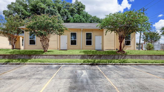 Houston 1-story, null-bed 856 Normandy Street-idx