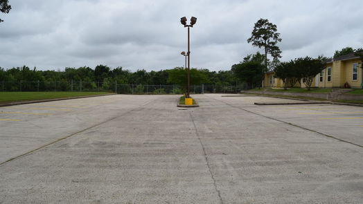 Houston 1-story, null-bed 856 Normandy Street-idx