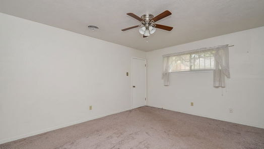 Houston 1-story, 3-bed 14123 Woodforest Boulevard-idx
