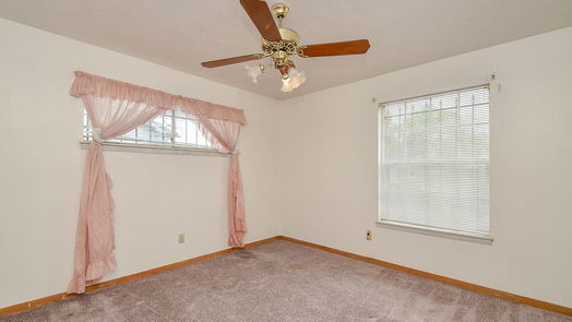 Houston 1-story, 3-bed 14123 Woodforest Boulevard-idx