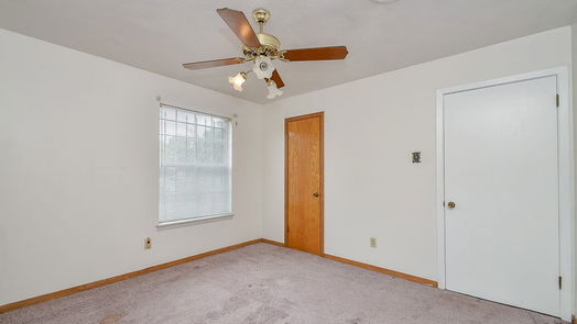 Houston 1-story, 3-bed 14123 Woodforest Boulevard-idx