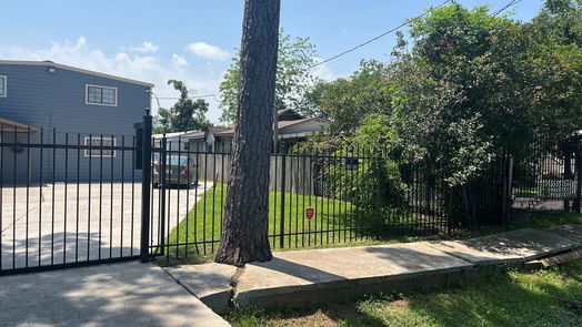 Houston 2-story, 4-bed 14040 Gainesville Street-idx