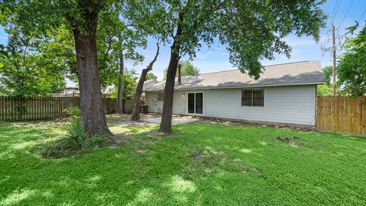 Houston 1-story, 3-bed 13438 S Thorntree Drive-idx