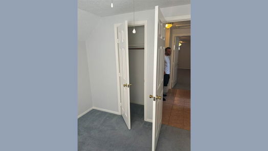 Houston 1-story, 3-bed 14030 Woodforest Boulevard-idx