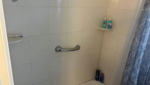 Houston 1-story, 3-bed 14030 Woodforest Boulevard-idx
