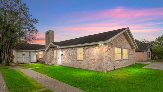 Houston 1-story, 5-bed 14520 Woodforest Boulevard-idx