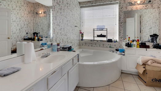 Houston 2-story, 4-bed 210 Shekel Lane-idx