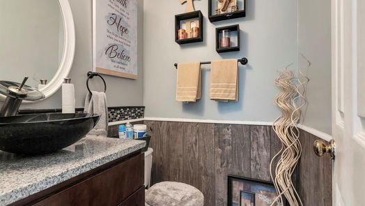 Houston 2-story, 4-bed 210 Shekel Lane-idx
