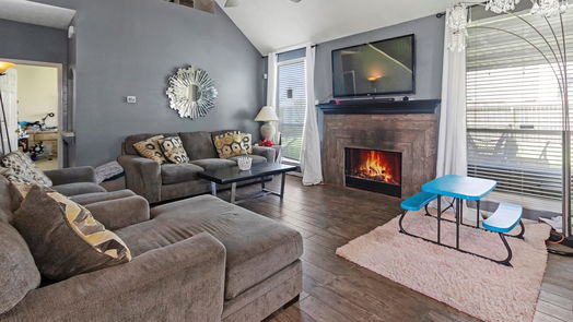 Houston 2-story, 4-bed 210 Shekel Lane-idx
