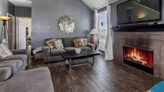 Houston 2-story, 4-bed 210 Shekel Lane-idx