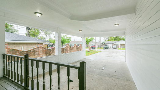 Houston 1-story, 5-bed 14214 Garber Lane-idx