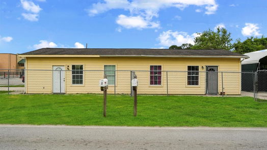 Houston 1-story, 2-bed 1101 Frankie Street-idx