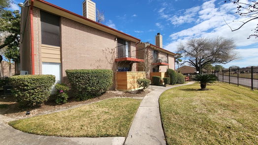 Houston 1-story, 1-bed 12955 Woodforest Boulevard 4-idx