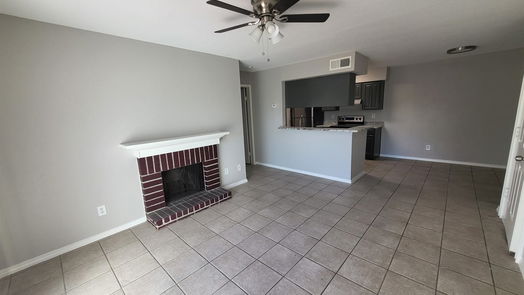 Houston 1-story, 1-bed 12955 Woodforest Boulevard 4-idx