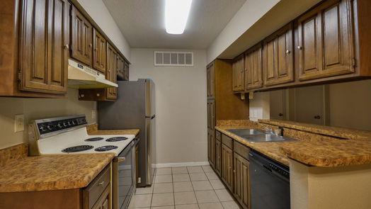 Houston 1-story, 1-bed 12955 Woodforest Boulevard 14-idx