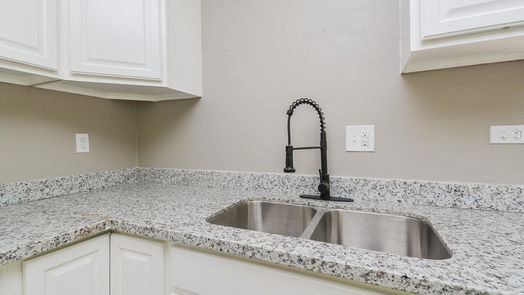 Houston 1-story, 3-bed 7724 Bretshire Drive-idx