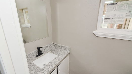 Houston 1-story, 3-bed 7724 Bretshire Drive-idx